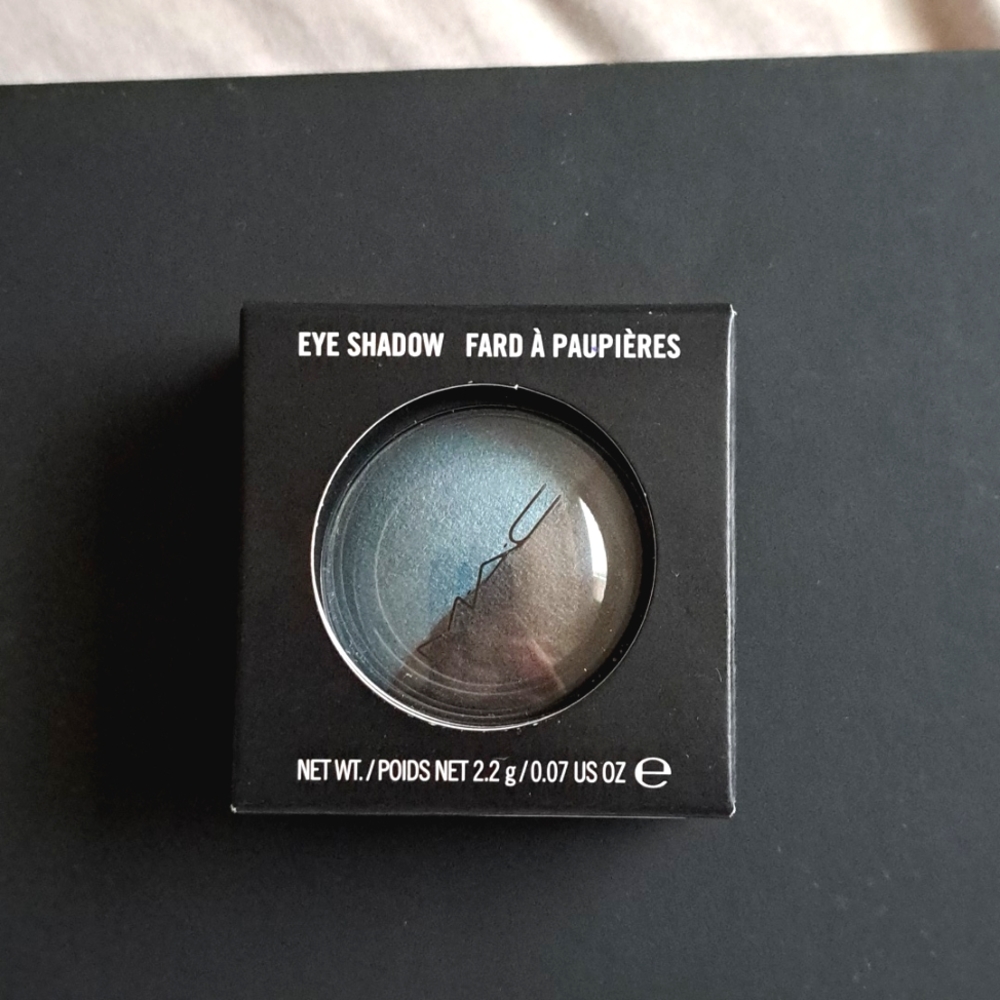 MAC Mineralized Eyeshadow Duo Shade: Heaven & Earth